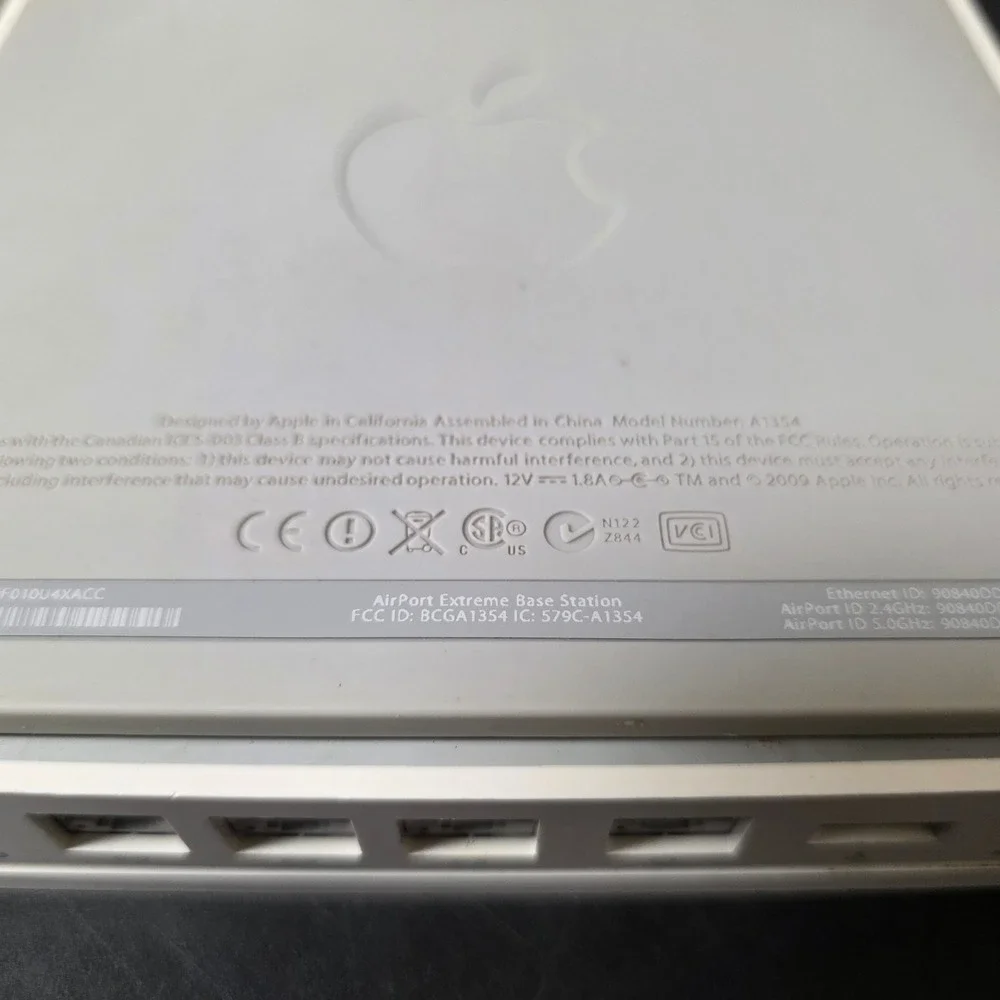 Apple AirPort Extreme Base Station A1354 GOOD Dual-Band Wireless Router Untested